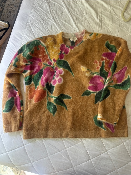 Sezane Sweaters - NWOT SEZANE Floral Sezane  Sweater in Camel gorgeous print Sezane sweater